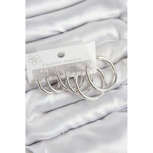 Pirinç Halka Model Gümüş Renk Kadın Set Küpe