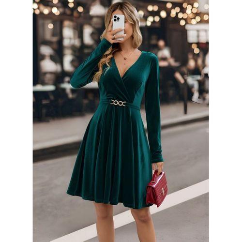 Kadın Uzun Kollu Kruvaze Yakalı Toka Detaylı Mini Kadife Elbise