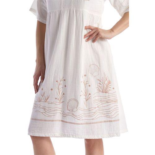 Kısa Kol Kırık Beyaz V Yaka Nakışlı Midi Boy Müslin Yazlık Elbise