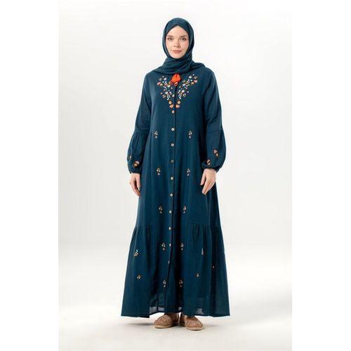 Uzun Kol Ala Nakışlı Püskül Bağcıklı Hakim Yaka Yazlık Şile Bezi Uzun Elbise Petrol Ptrl