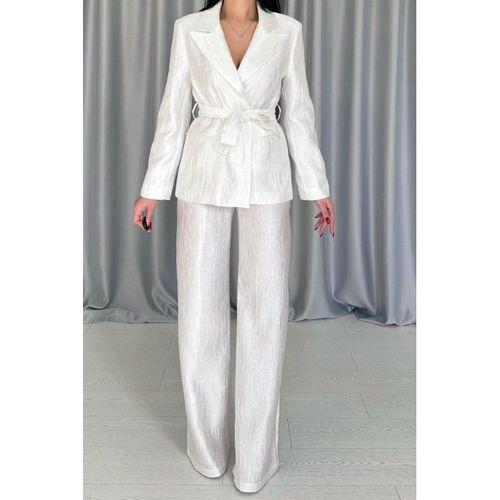 Ekru Beli Kuşaklı Ceket Ve Pantolon Parlak Takım