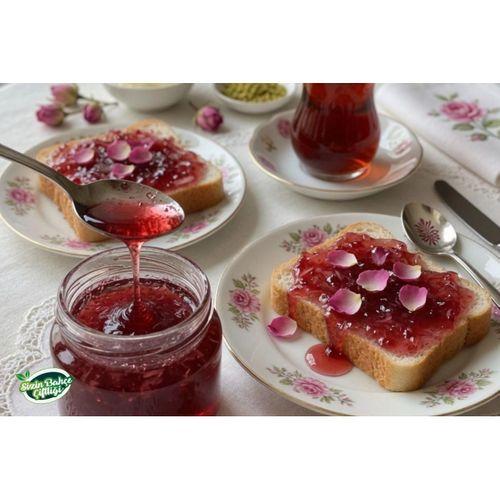 Sizin Bahçe Çiftliği Gül Reçeli 720 gr.