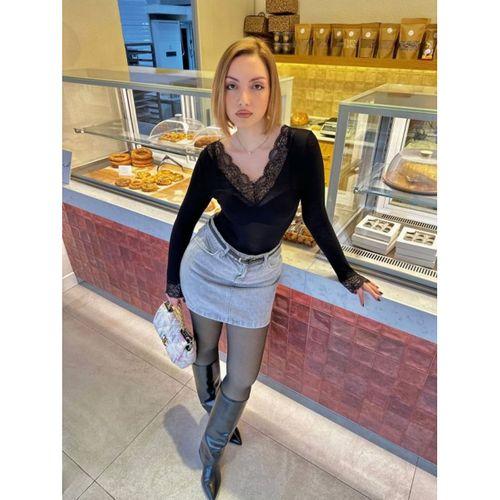 Kadın Uzun Kollu V Yaka Dantel Güpür Detay Bluz