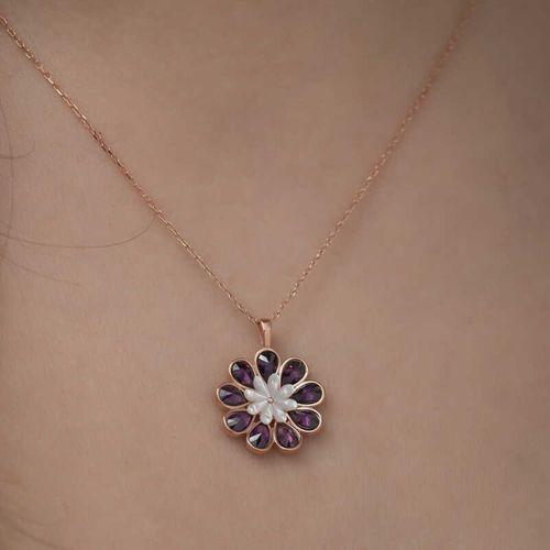Lucky Life 925 Ayar Gumuss  Rose Erguvan Çiçeği Kolye