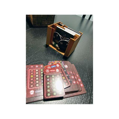 Gloomhaven Düğmeler Böcekler Ekleme Organizatörü Kılıfsız (Bu ürün Sadece Plastik parçadır - Almadan Önce Soru Sorabilirsiniz)