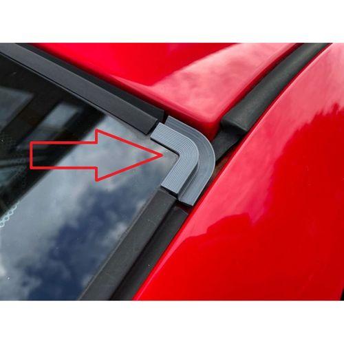 BMW E36 - E90 Uyumlu Cam Köşebendi ABS Baskı 4 Adet 00603