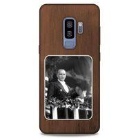 Samsung Galaxy S9 Plus Kılıf Atatürk (35) Fit Design Kılıf Kahverengi Duvar