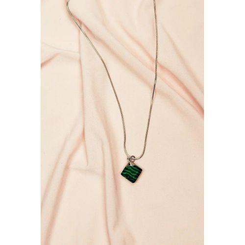 Malakit Doğal Taşı Zincirli El Yapımı Kolye Uç: 1,5 cm Zincir: 20 cm Kutulu