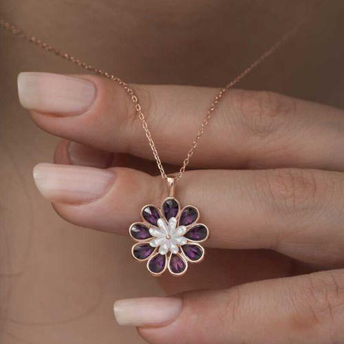 Lucky Life 925 Ayar Gumuss  Rose Erguvan Çiçeği Kolye