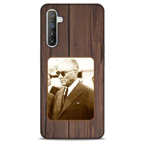 Oppo Realme XT Kılıf Atatürk (28) Arka Kapak Kahve Tahta