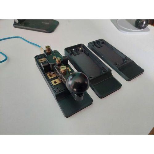 MKIII Morse Anahtar Tabanı ve Kapağı (Bu ürün Sadece Plastik parçadır - Almadan Önce Soru Sorabilirsiniz)