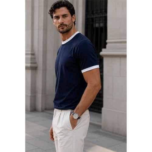 Capra Yaka Kol Biyeli Basic Pamuk Likralı İki İplik Erkek T-Shirt - Lacivert