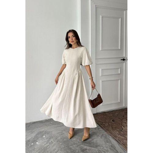 Bej Arkadan Bağlamalı Büzgülü Keten Elbise