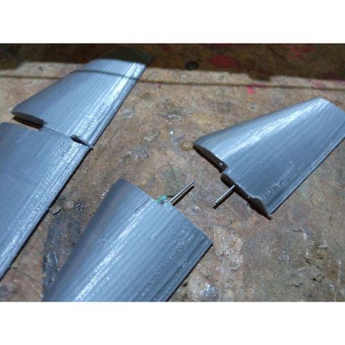 RC Botlarda Hidrofoil için Kendiliğinden Denge Mekanizması (Bu ürün Sadece Plastik parçadır - Almadan Önce Soru Sorabilirsiniz)