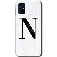 Potkal Hediye Fabrikası Samsung Galaxy M31s Kılıf HD Desen Baskılı Arka Kapak - Beyaz Mermer Desenli N Harfi