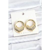 Pirinç Gold Renk Halka Sarmal Model Vintage Kadın Küpe