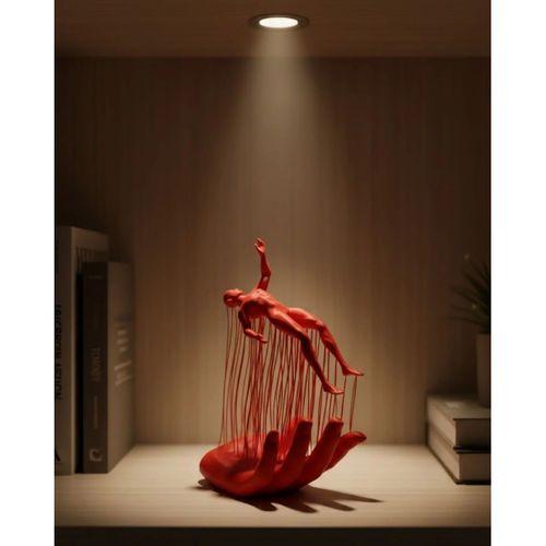 3d El Üzerinde İnsan Figürü Kırmızı Sanatsal Masa Üstü Dekor 12x18 Cm