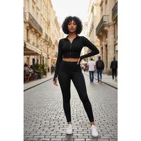 Kadın Siyah Dik Yaka Fermuarlı Uzun Kollu Parmak Geçmeli Crop Top Spor Bluz