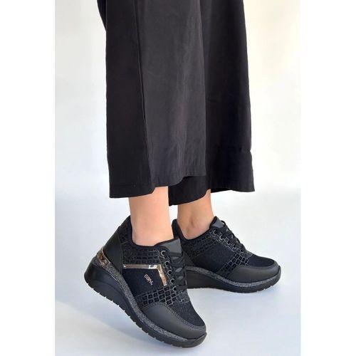 Geja Siyah Cilt Bağcıklı Spor Ayakkabı