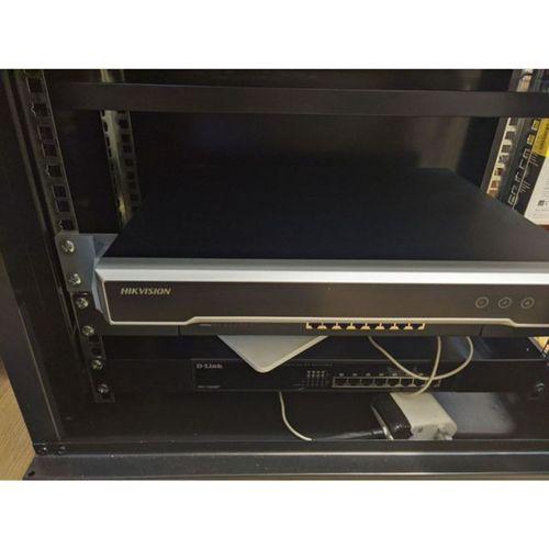 Hikvision 7600 Serisi NVR için Raf Montajı Adım Dosyası ile (Bu ürün Sadece Plastik parçadır - Almadan Önce Soru Sorabilirsiniz)