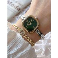 U.S.Polo Assn. İnce Baget Taşlı Özel Tasarım Çelik Kordon 2 Yıl Garantili Kadın Kol Saati U02149.1