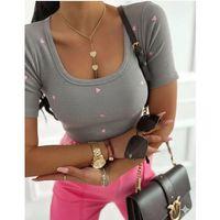 Kadın Kalp Nakışlı Kare Yaka Bluz