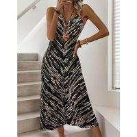 Kadın Ip Askılı V Yakalı Desenli Uzun Süprem Elbise