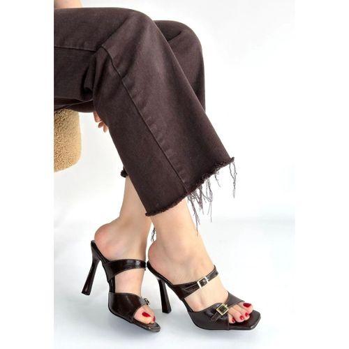 Erwe Kahverengi Cilt Topuklu Terlik