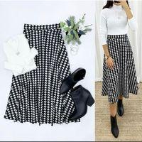 Beli Lastikli Kazayağı Desen Süet Scuba Etek.