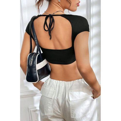 Kadın Siyah Modern Fit Sırt Dekolteli Boyundan Bağlamalı Yarım Kol Crop Top Bluz