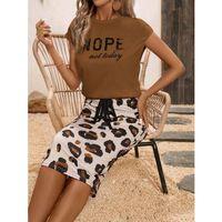 Kadın Kısa Kollu Bisiklet Yaka Viskon Bluz Desenli Dalgıç Etek Ikili Takım