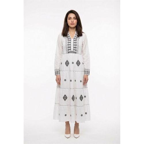 Uzun Kol Yakamoz V Yaka Nakışlı Şile Bezi Uzun Pullu Elbise Beyaz Byz