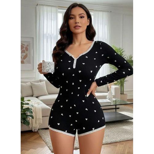 Kadın Siyah Kalp Desenli Pijama Tulumu Yumuşak Rahat Ev Giyimi Şık Özel Tasarım