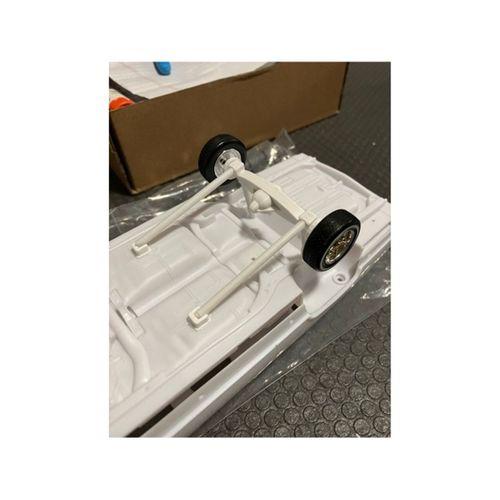 Özel Cadillac Lowrider Revell Model Parçaları (Bu ürün Sadece Plastik parçadır - Almadan Önce Soru Sorabilirsiniz)