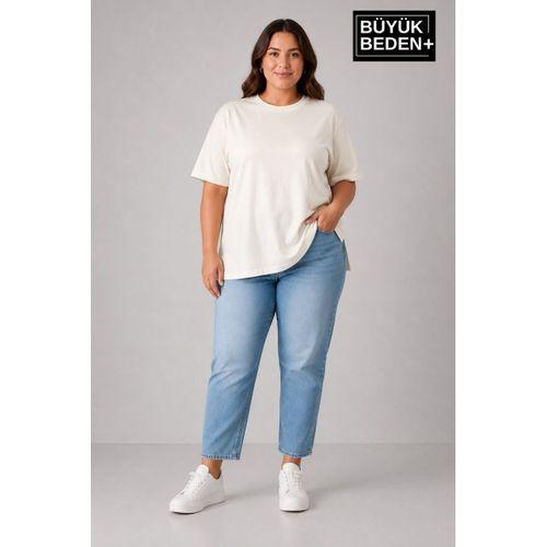 Süperlife Büyük Beden Kadın Bisiklet Yaka Yırtmaç Detaylı 3XL-6XL Tunik Tişört SPR26BTSK501