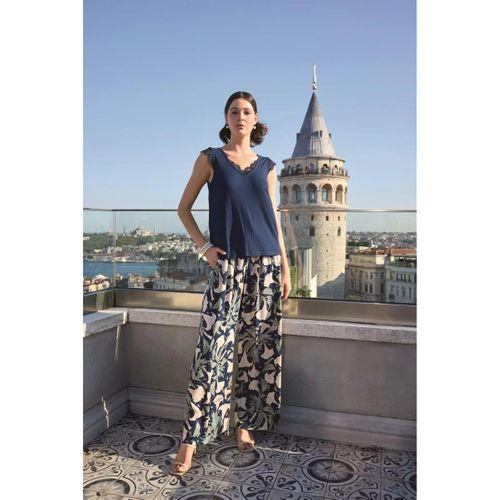 Yaprak Desenli Ve Dantelli 3'lü Pijama Takımı