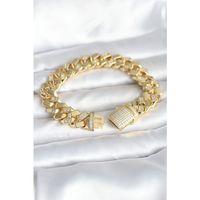 Pirinç Gold Renk VIP Exclusive Seri Gurmet Model Kadın Bileklik