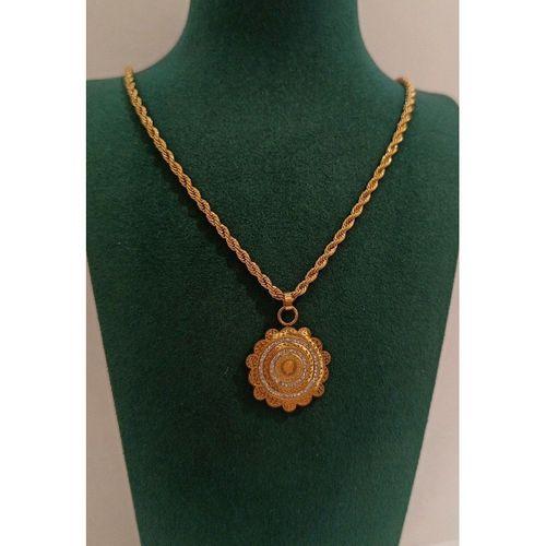 Monalisa Home Gold Renk Figürlü Altın Görünüm Kolye