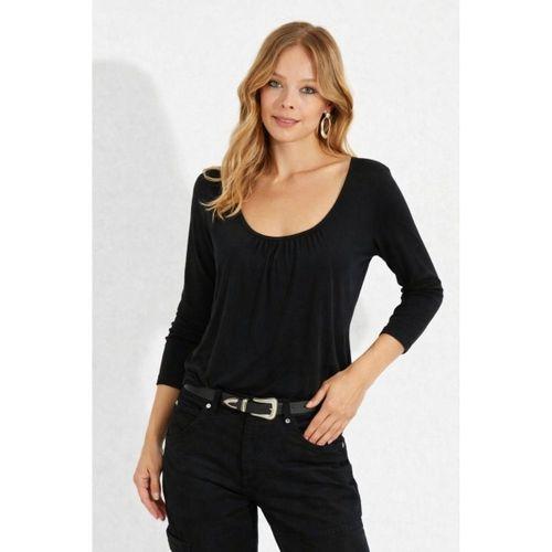 Kadın Uzun Kollu Yuvarlak Yakalı Viskon Bluz