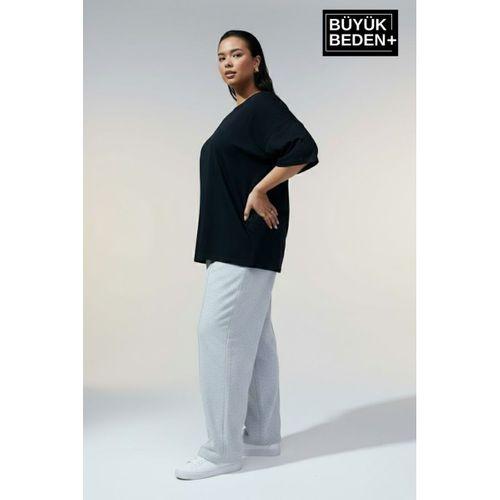 Büyük Beden Kadın Basic Tişört – Pamuklu Düz T-Shirt 3XL-6XL SPR26BTSK10