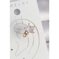 Pirinç Gold Renk Zirkon Taşlı Yıldız Model Kadın Kıkırdak Küpe