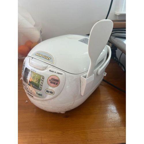 Zojirushi Pirinç Küreği Tutucu (Bu ürün Sadece Plastik parçadır - Almadan Önce Soru Sorabilirsiniz)