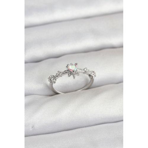 Gümüş Renk Pirinç Yıldız Model Kadın Yüzük