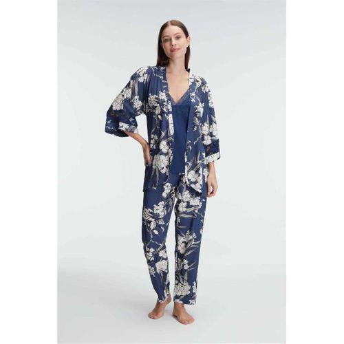 İp Askılı V Yaka Viskon Çiçek Desenli Yazlık Dantel Detaylı Pijama Sabahlık Takımı