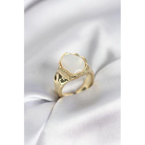 Gold Renk Beyaz Taşlı Vintage Kadın Yüzük