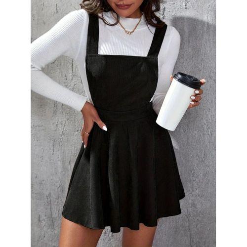 Kadın Askılı Sırttan çapraz Detaylı Kısa Kiloş Kadife Mini Elbise