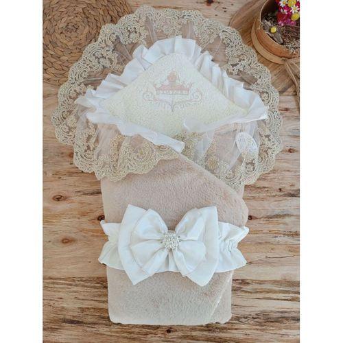 Yenidoğan Wool Yün Kumaş Taç Nakışlı Güpür Duvaklı Fiyonk Prizma Taş Unisex Kundak Bebek Battaniyesi Bej