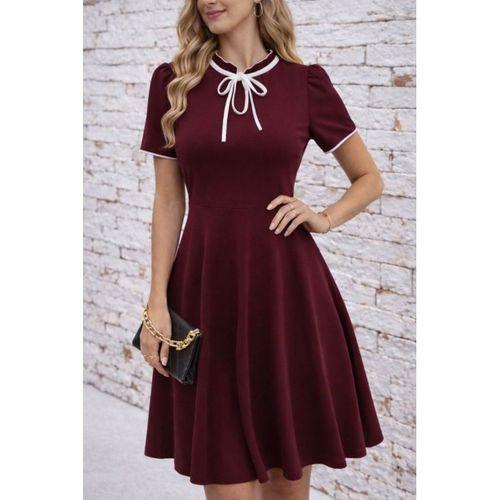 Kadın Kısa Kollu Yakadan Bağcıklı Ve Fırfırlı Midi Janjan Krep Elbise