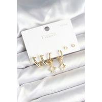 Pirinç Gold Renk 925 Ayar Gümüş Çivili Kadın Küpe Seti