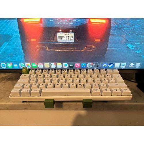 PEAQ 23 5 Monitöre 65 Klavye için Montaj (Bu ürün Sadece Plastik parçadır - Almadan Önce Soru Sorabilirsiniz)